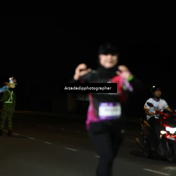 Runner Photo 7677538