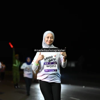 Runner Photo 7677549