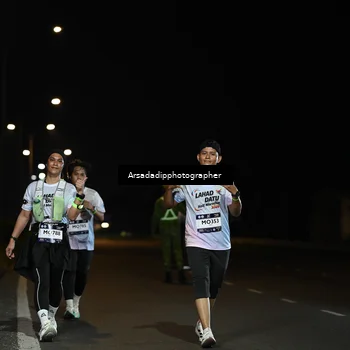 Runner Photo 7677554