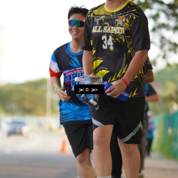 Runner Photo 7677564