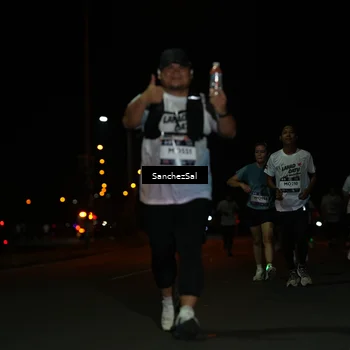 Runner Photo 7677579