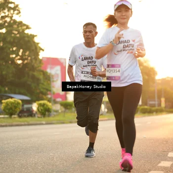 Runner Photo 7677588