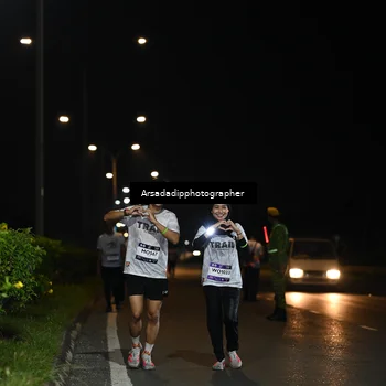 Runner Photo 7677592