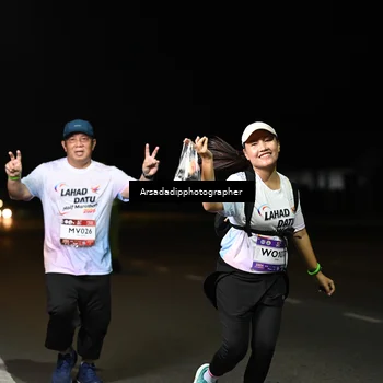 Runner Photo 7677596