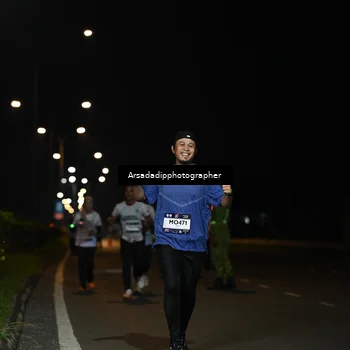 Runner Photo 7677600