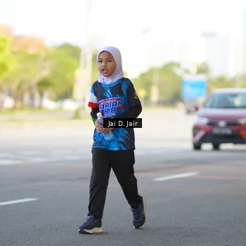 Runner Photo 7677606