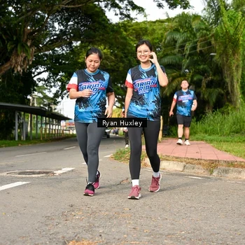 Runner Photo 7677610