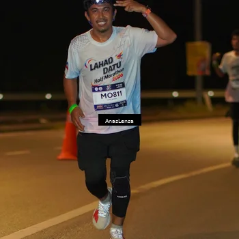 Runner Photo 7677612