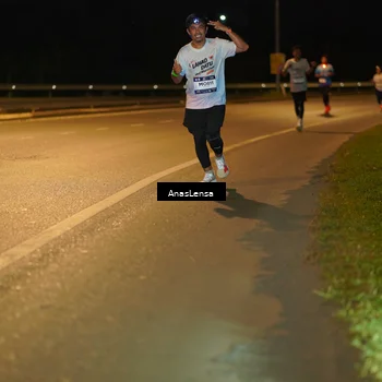 Runner Photo 7677619