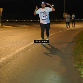 Runner Photo 7677625