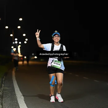 Runner Photo 7677640