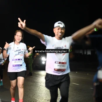 Runner Photo 7677654