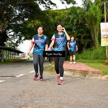 Runner Photo 7677655