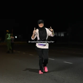 Runner Photo 7677658