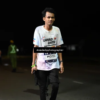 Runner Photo 7677669