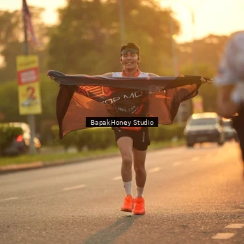 Runner Photo 7677671