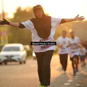 Runner Photo 7677682