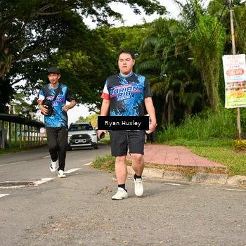 Runner Photo 7677709