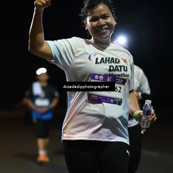 Runner Photo 7677715