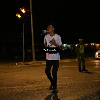 Runner Photo 7677723