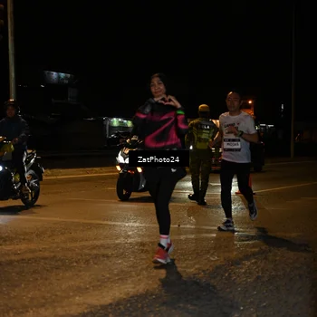 Runner Photo 7677731