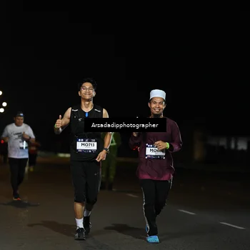 Runner Photo 7677737