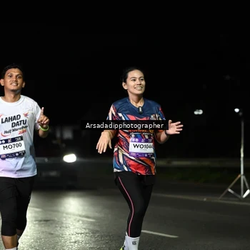 Runner Photo 7677741