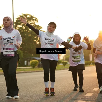 Runner Photo 7677751