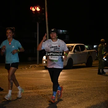 Runner Photo 7677752
