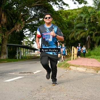 Runner Photo 7677765