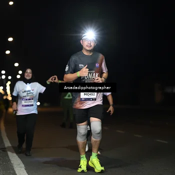 Runner Photo 7677773