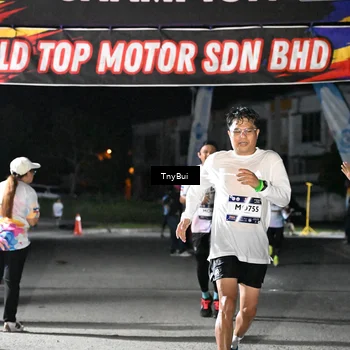 Runner Photo 7677777