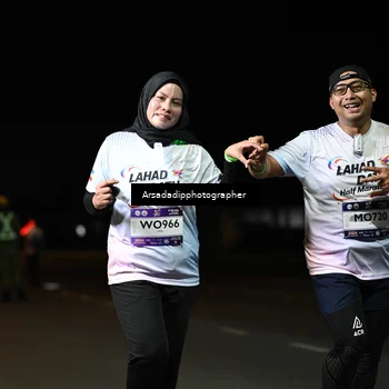 Runner Photo 7677781