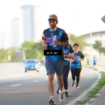 Runner Photo 7677789
