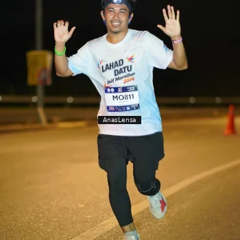 Runner Photo 7677799