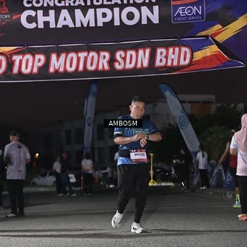Runner Photo 7677819