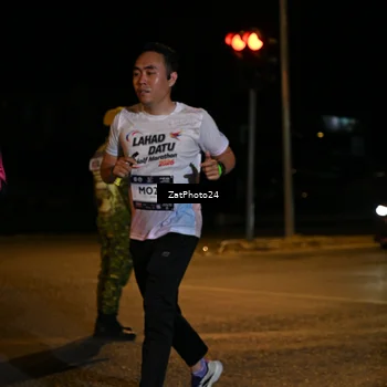 Runner Photo 7677820