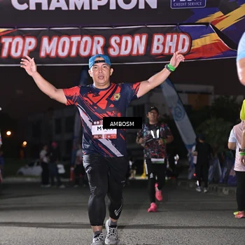 Runner Photo 7677841