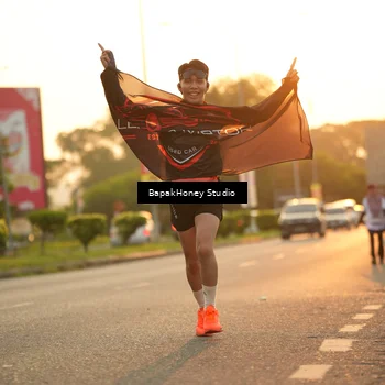 Runner Photo 7677862
