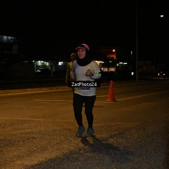 Runner Photo 7677873