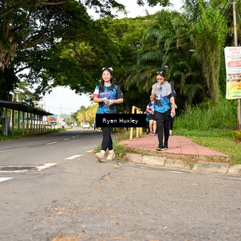 Runner Photo 7677884