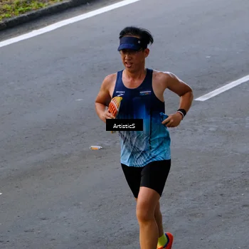 Runner Photo 7677890
