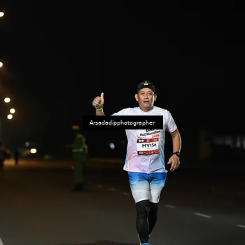 Runner Photo 7677899