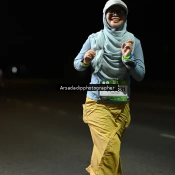 Runner Photo 7677903