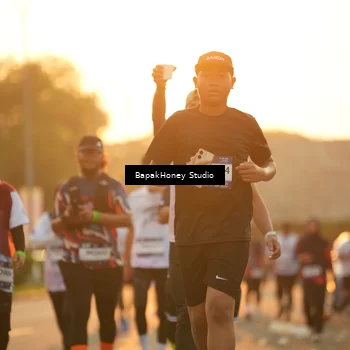 Runner Photo 7677920