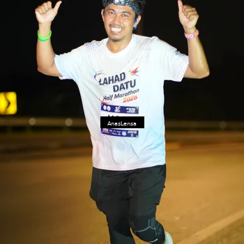 Runner Photo 7677944