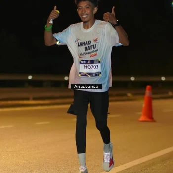 Runner Photo 7677954