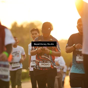 Runner Photo 7677957