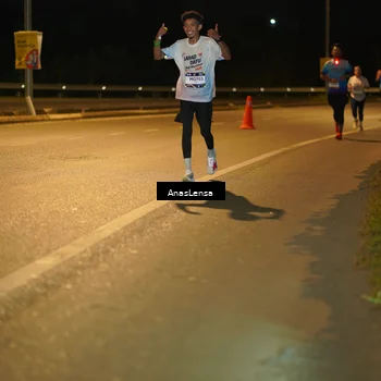 Runner Photo 7677960