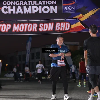Runner Photo 7677963
